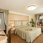 Готель Edelweiss 3 Stelle Superior