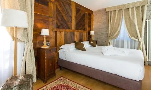 Edelweiss 3 Stelle Superior 3* Брей-Червінія